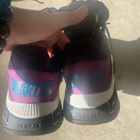 Versace shoes - Picture 3 of 9